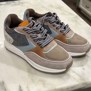 Stylish Multi-Color Women’s Hoff Sneakers